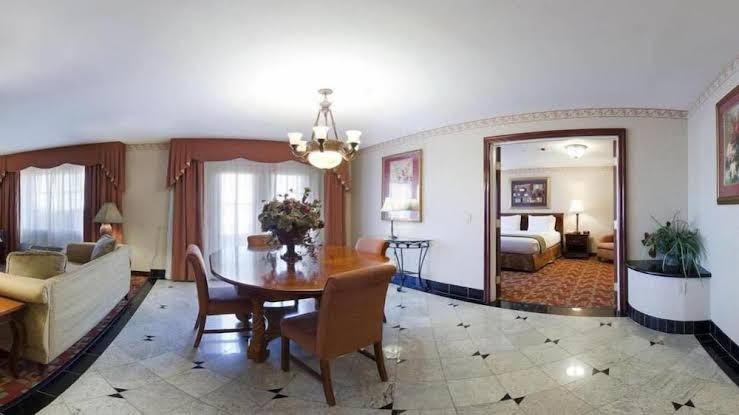 Holiday Inn Express & Suites El Centro by IHG Hotel 3