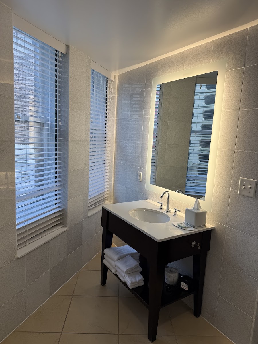 Courtyard by Marriott Atlanta Downtown Hotel 2