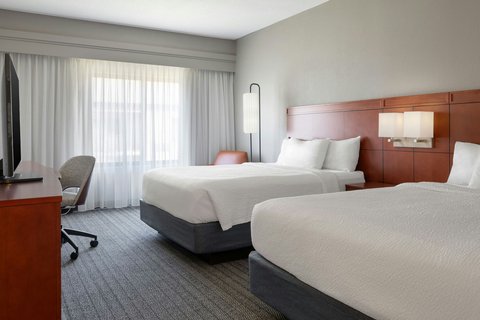 Courtyard by Marriott Boston Norwood/Canton Hotel 2