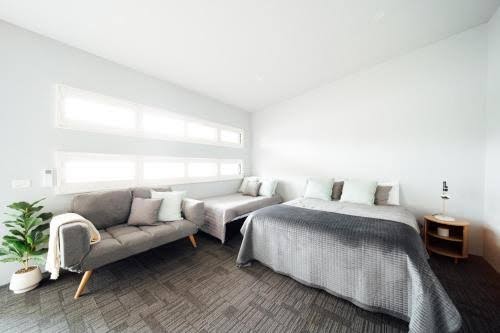 Lakeview Hideaway