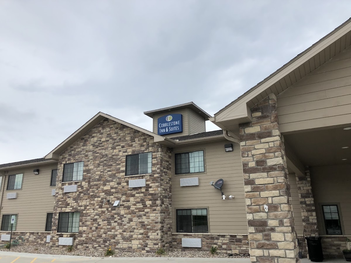 Cobblestone Inn & Suites - Clarinda Hotel 1