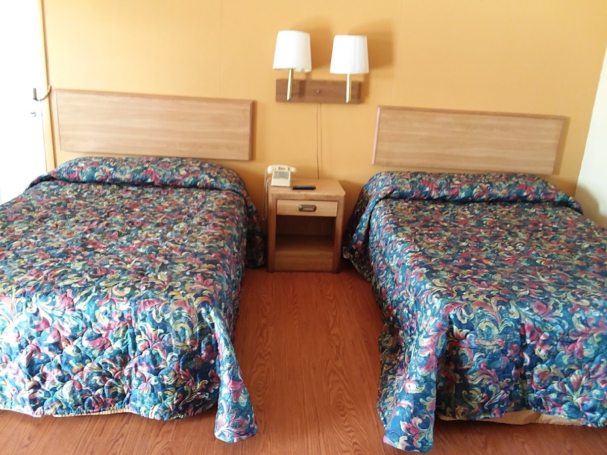 Skyland Inn Hotel 2