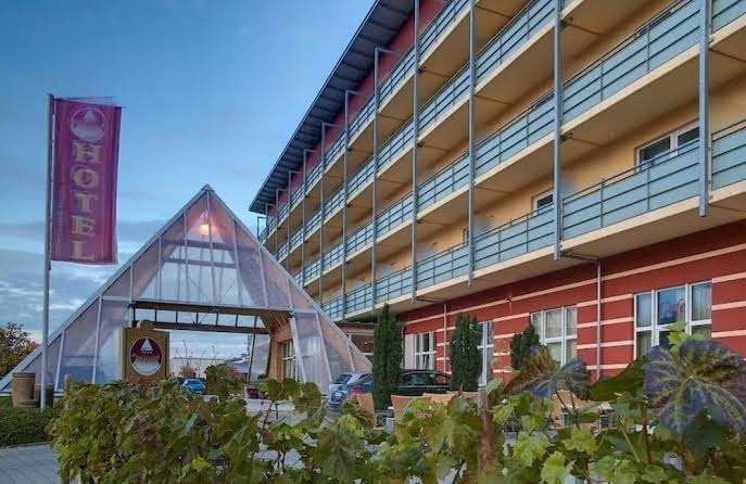Kurhotel Pyramide Bad Windsheim Hotel 1