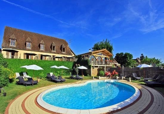 Hôtel Bien-Etre Aux Cyprès de Marquay Hotel 1