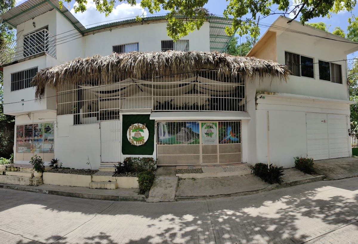 Hostal Pakal King