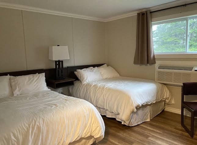 Torrent River Inn Hotel 2