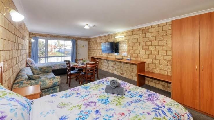 Darling River Motel Hotel 2