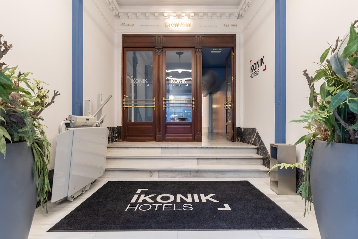 Ikonik Gran Vía Hotel 2