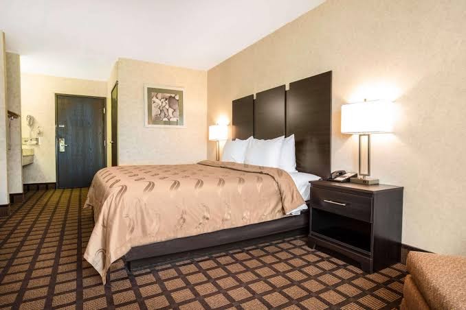 Quality Inn Monee I-57 Chicago Hotel 2