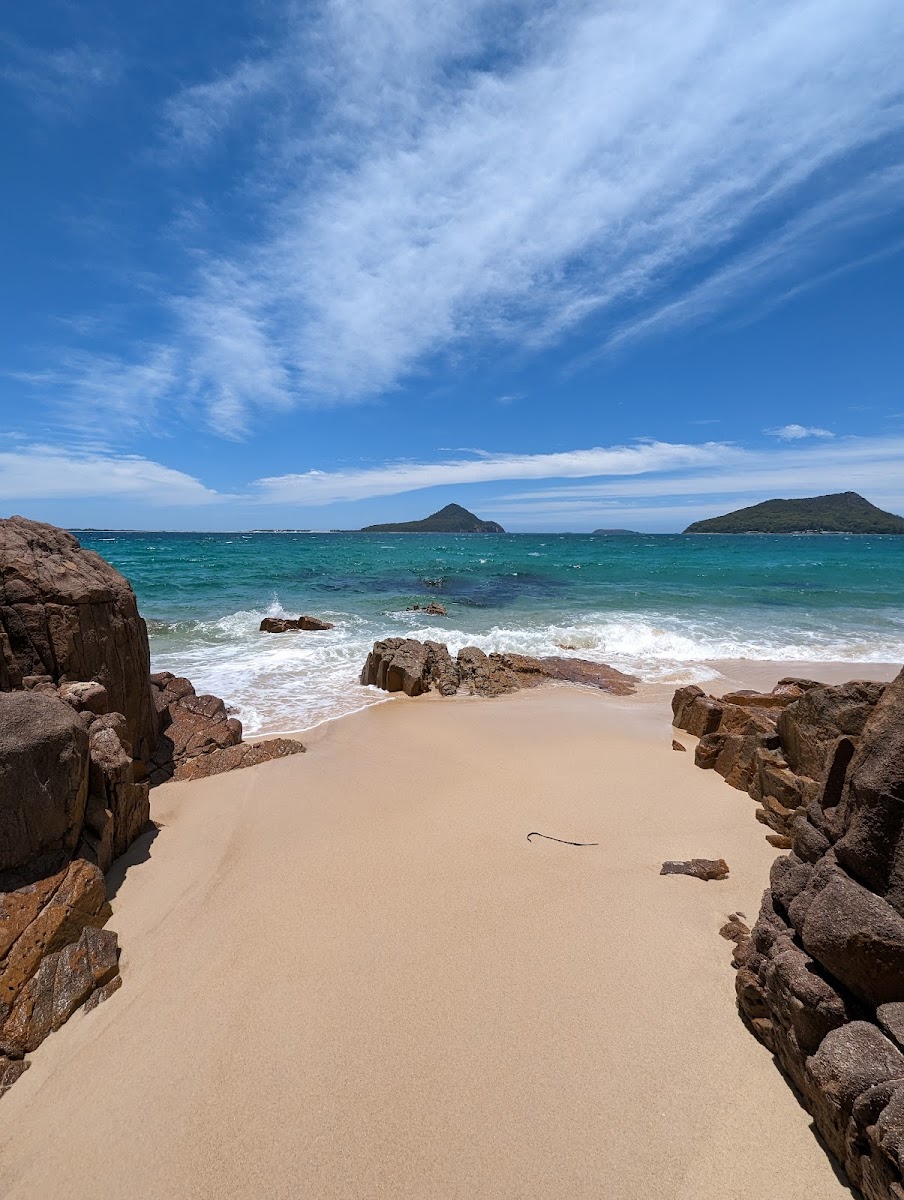 Shoal Bay Beach Club Apartments
