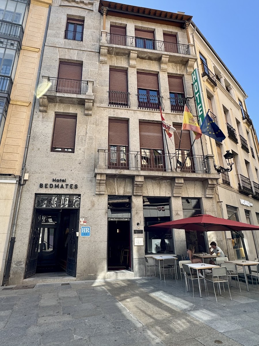 HOTEL BEDMATES Ávila
