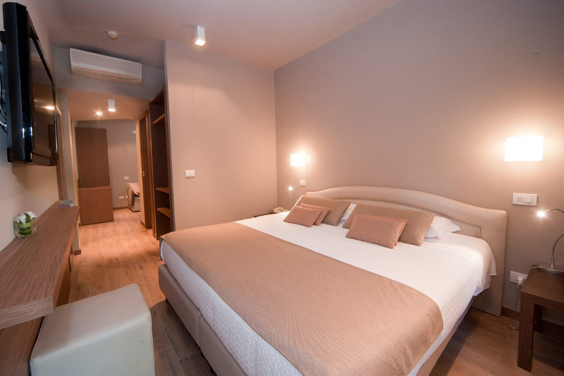 Hotel Carla - Levanto - Hotel near the Cinque Terre Hotel 2