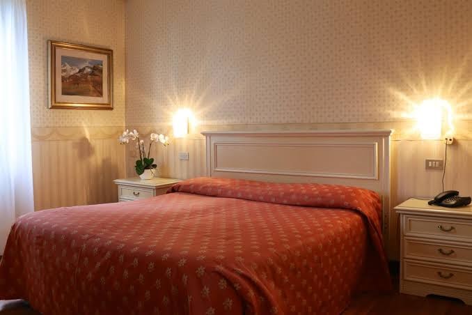 Hotel Du Parc Hotel 2