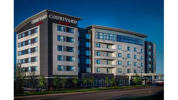 Courtyard by Marriott Winnipeg Airport Hotel 3