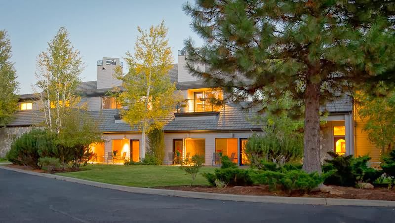 Pine Ridge Inn