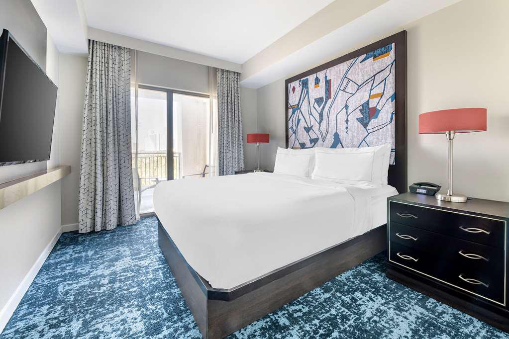 Hilton Grand Vacations Club Las Palmeras Orlando Hotel 2