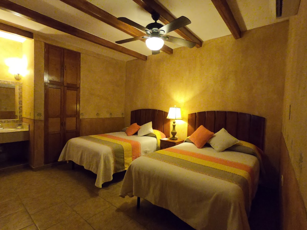 Hotel Dolisa & RV Park Hotel 2