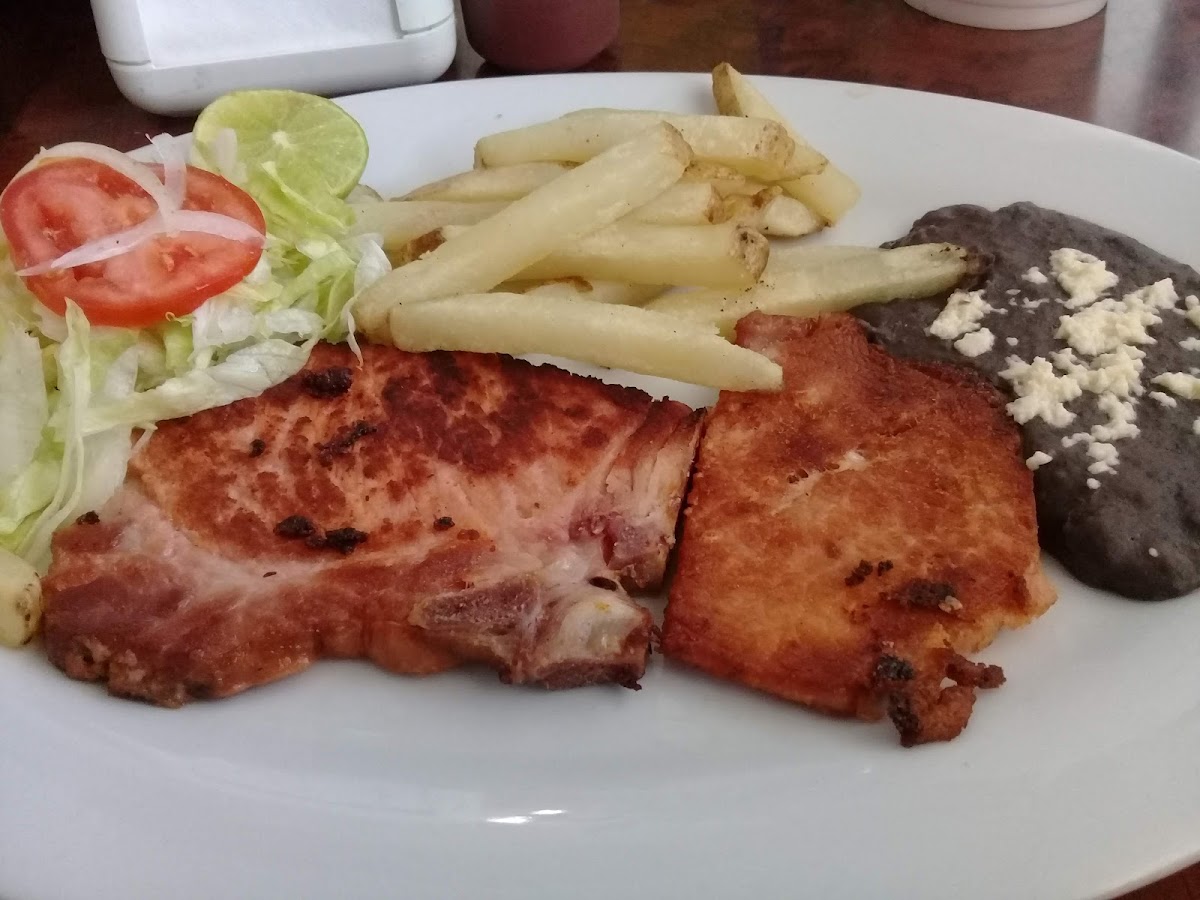 Hotel y Restaurante 'San Carlos' Hotel 3