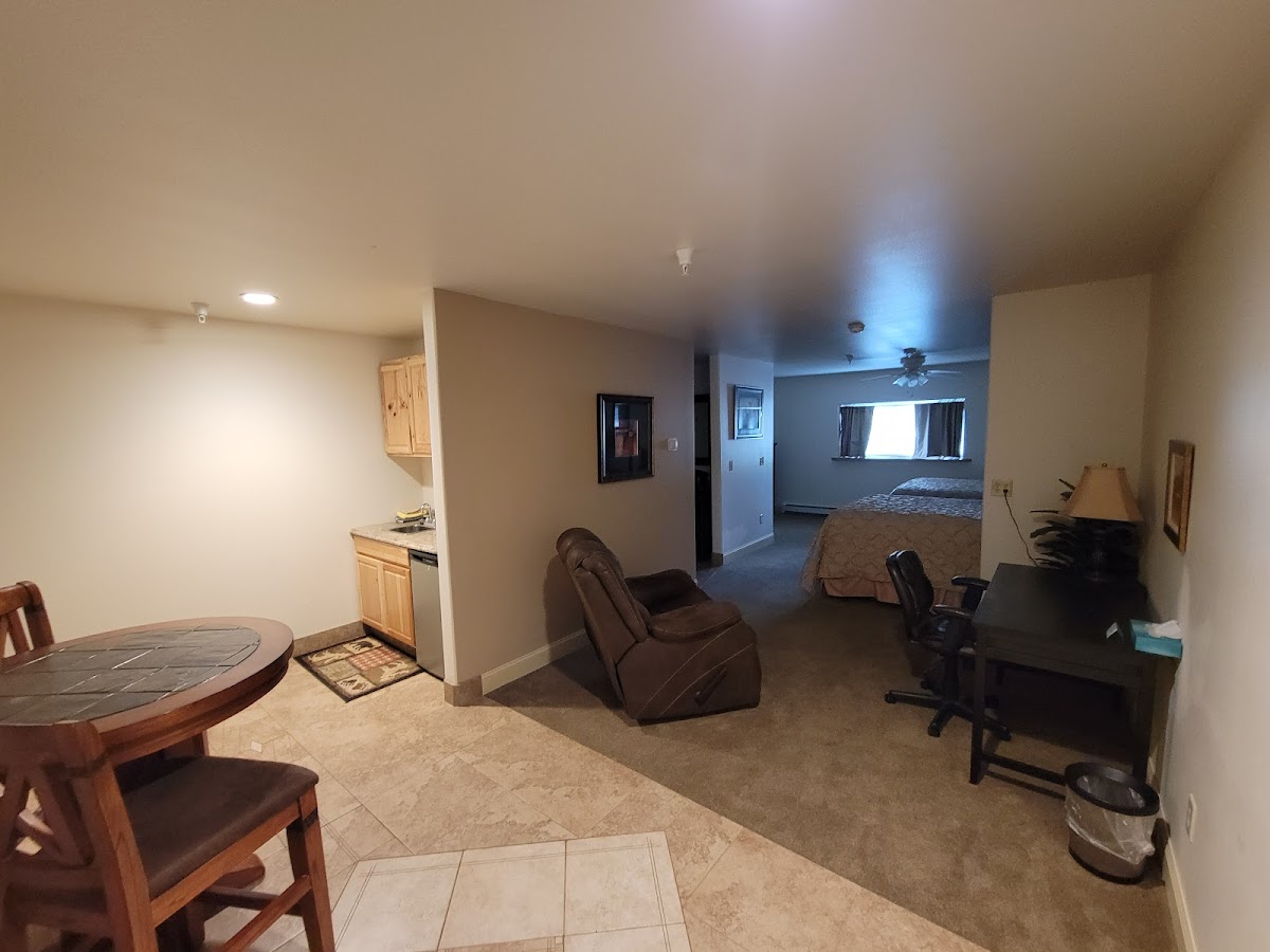 Diamond Willow Inn Hotel 2