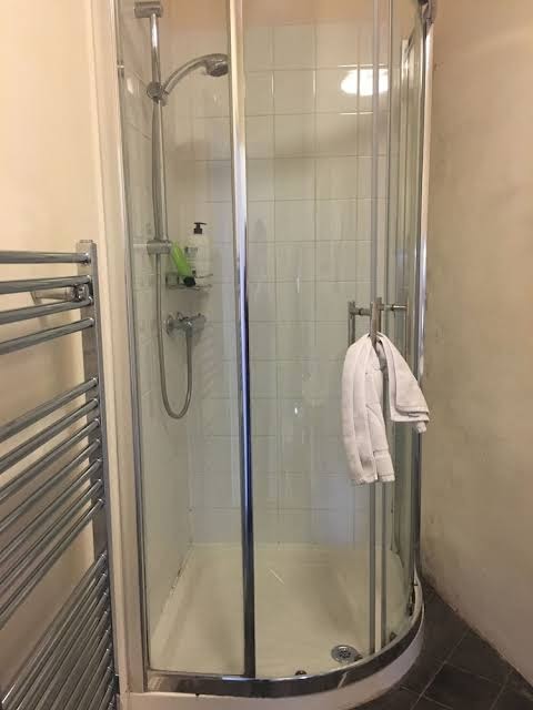 Stoneway Guest House Hotel 3