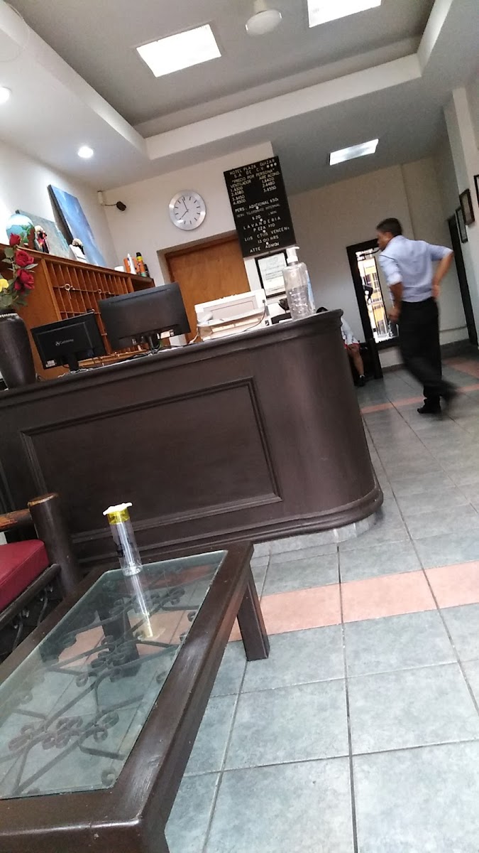 Hotel Plaza Guizar