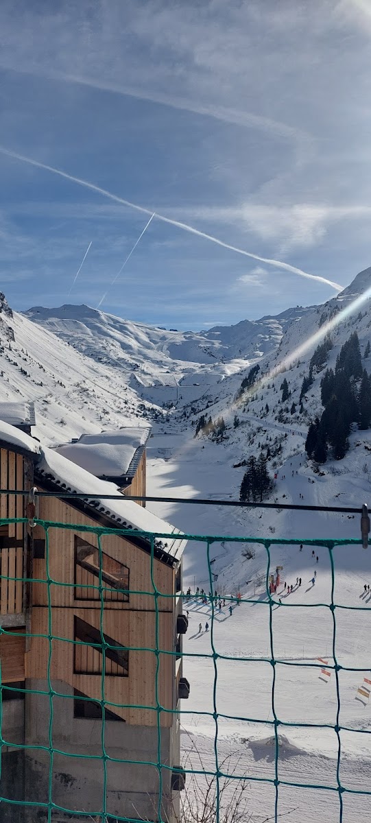 Les Prodains Hotel 3