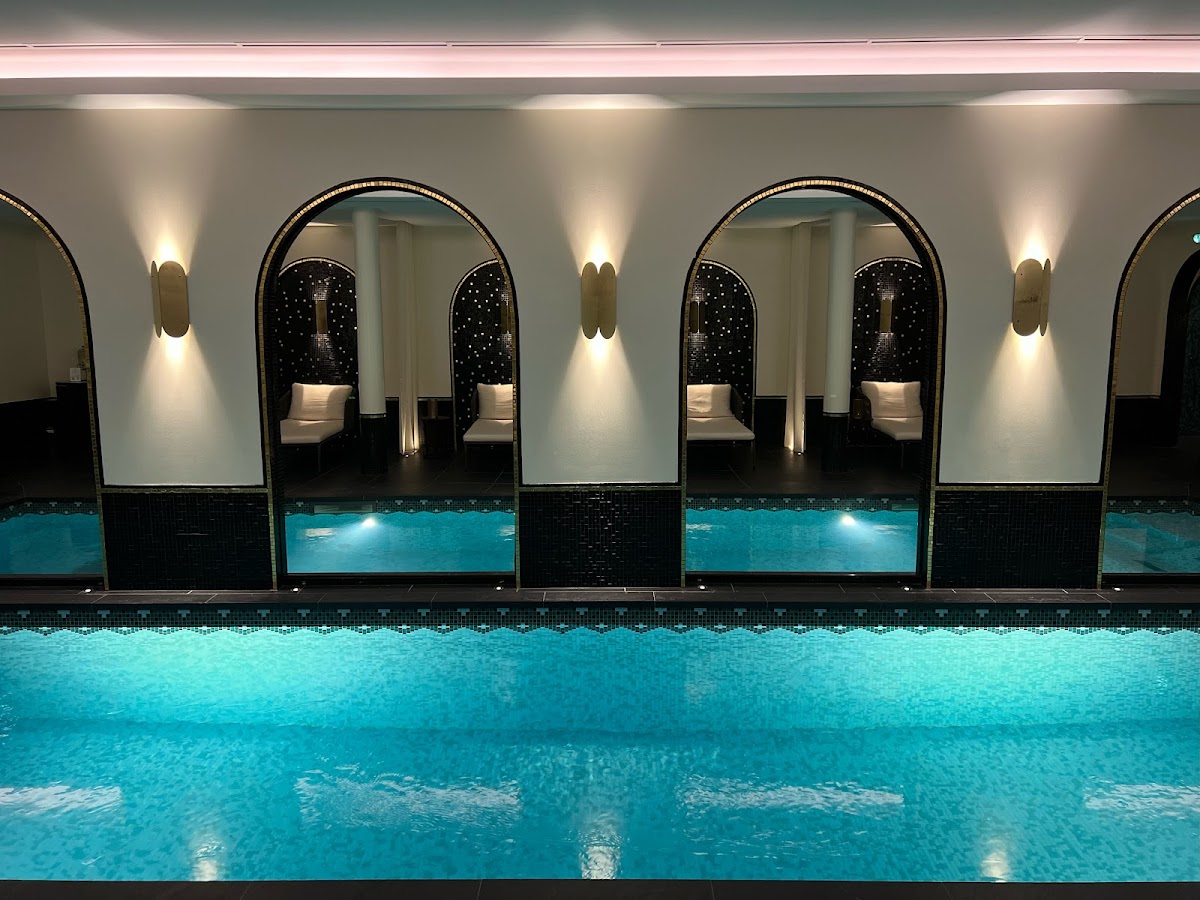 Best Western Plus Crystal, Hôtel, Bar & Spa