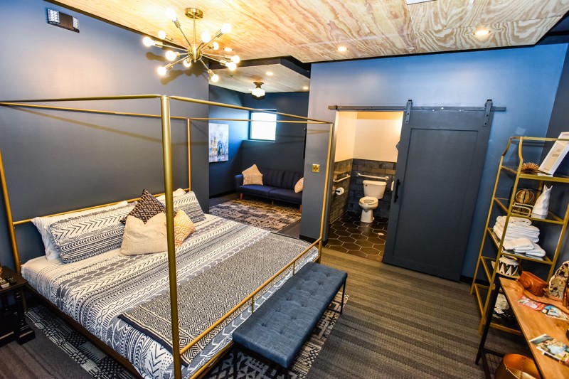 Indigo Pass Hotel