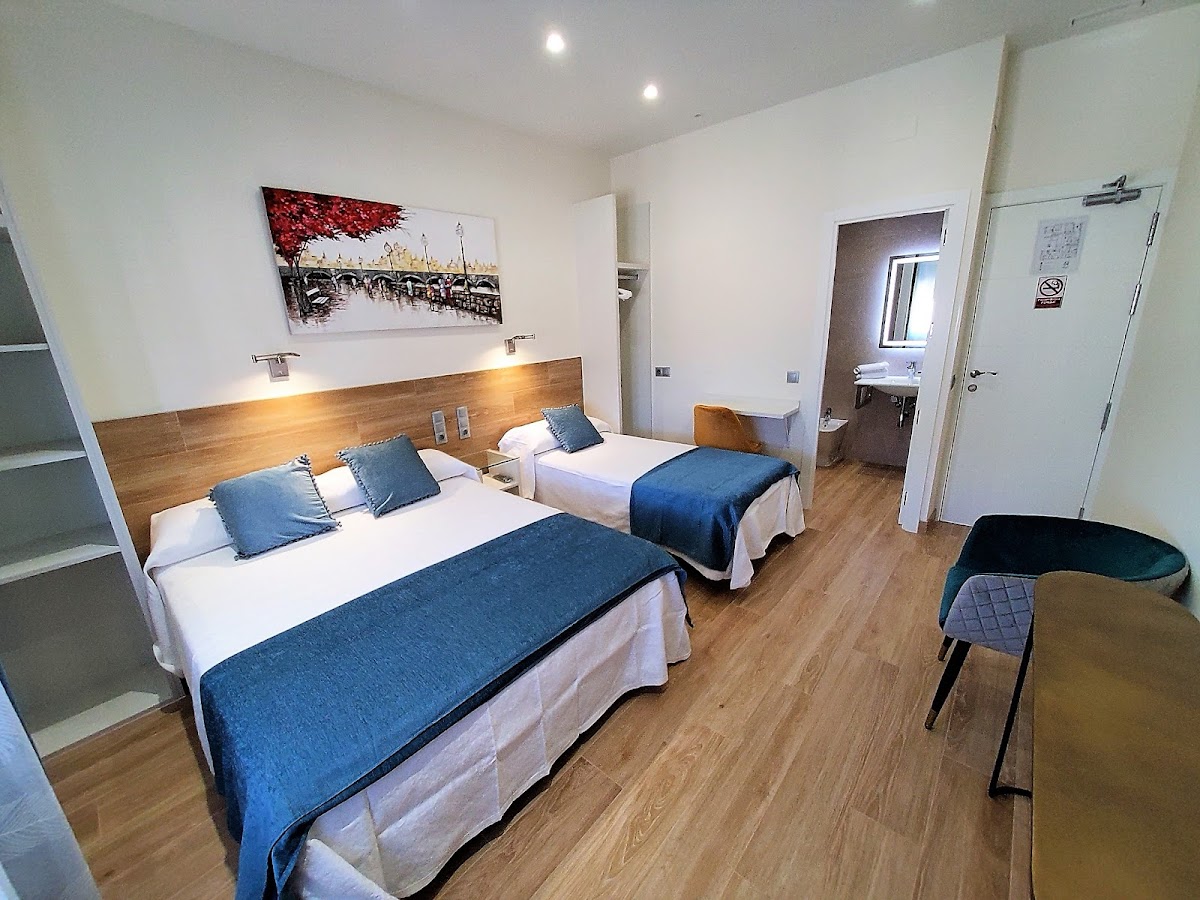 Hostal Alegría