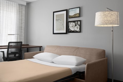 Residence Inn by Marriott Santa Clarita Valencia Hotel 2