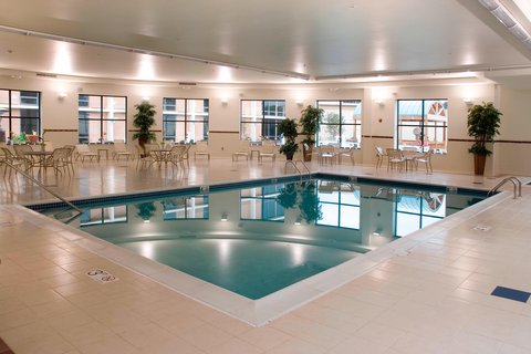 Courtyard by Marriott Canton Hotel 3