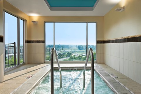 Courtyard by Marriott Kansas City at Briarcliff