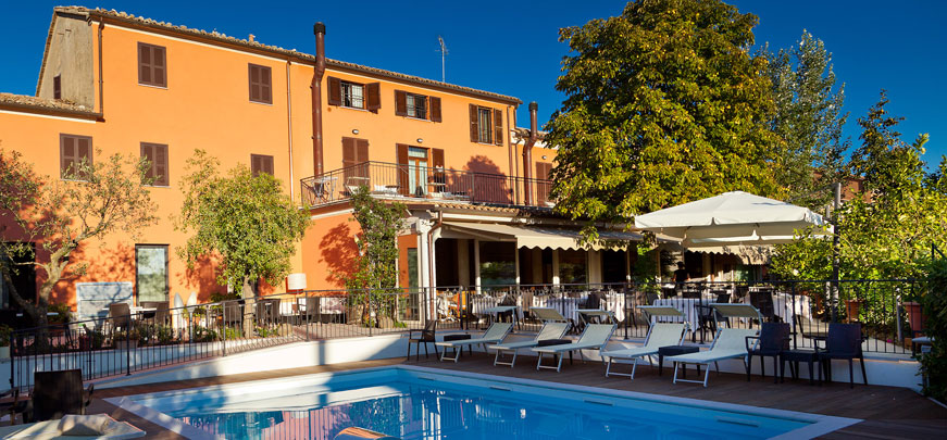 Hotel La Palomba