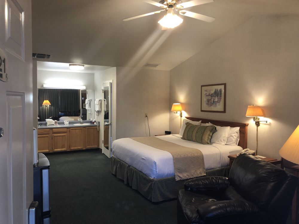 Garden Inn & Suites Hotel 2