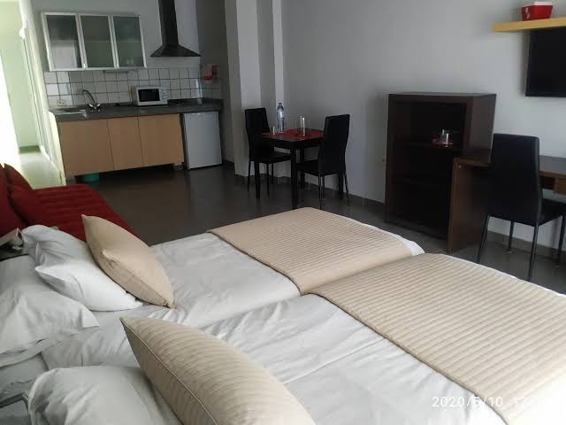 Apartamentos El Patio Hotel 3
