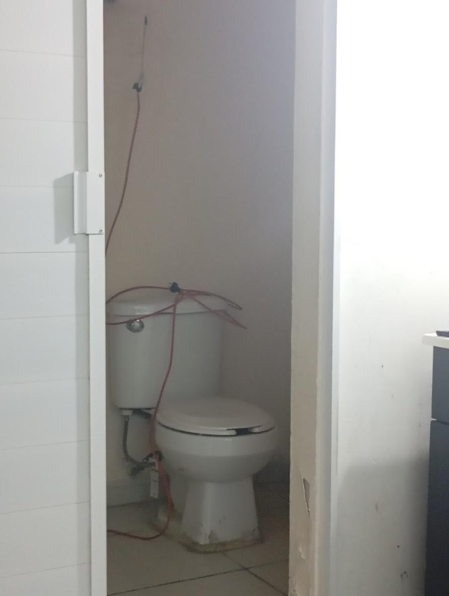 Hostal La Perla Hotel 3