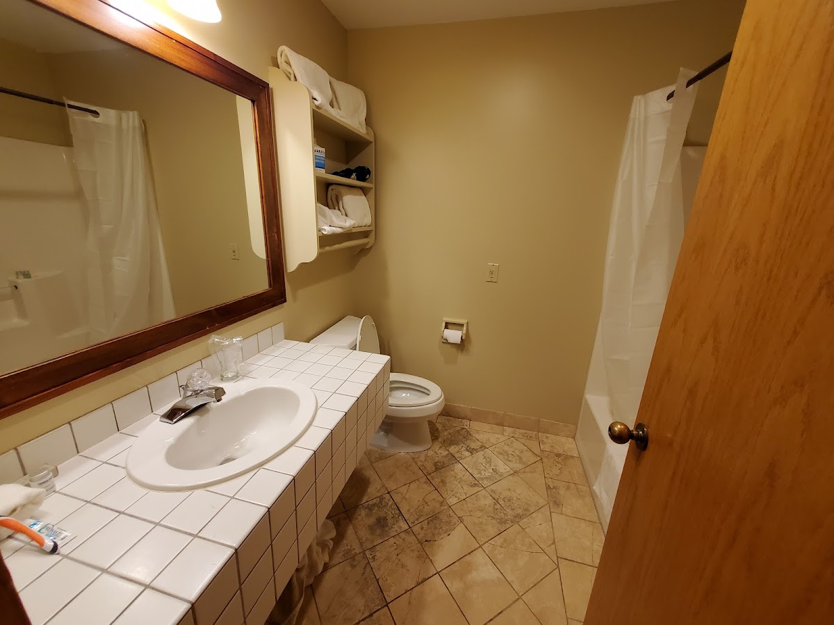 Sumas Mountain Lodge Hotel 2