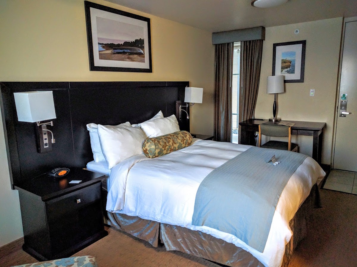 Navy Gateway Inns & Suites Hotel 2