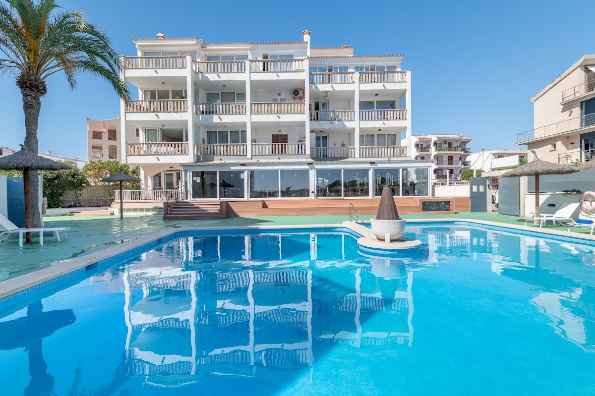ORANGE Colom Seaside Apartments.