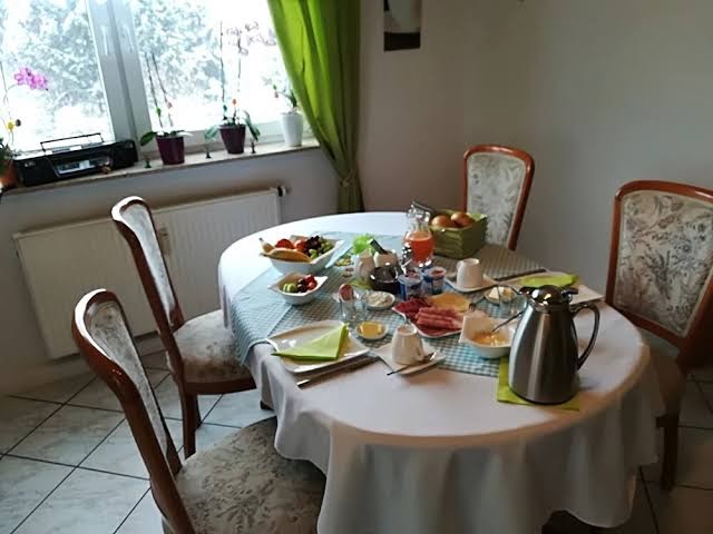Weinbau & Pension '8Zeilen