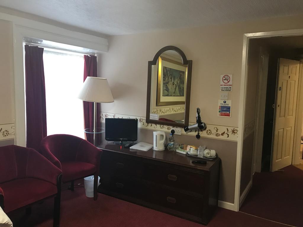 Crown Hotel Book Direct to Save