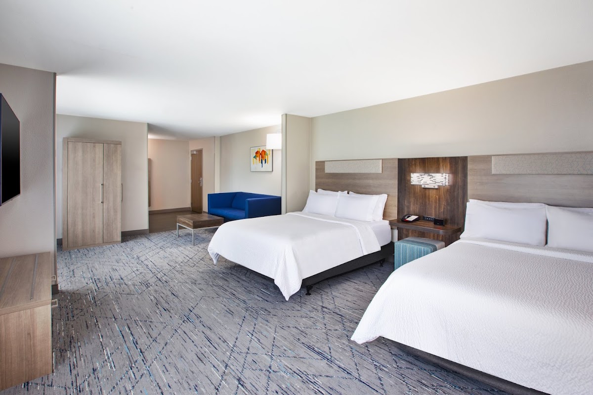 Holiday Inn Express & Suites West Monroe by IHG Hotel 2