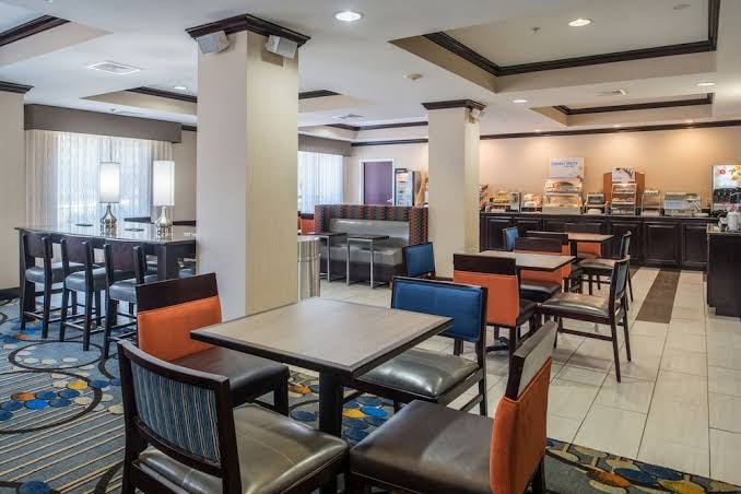 Holiday Inn Express & Suites West Monroe by IHG Hotel 3