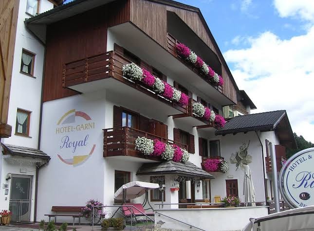 Garni Royal sas di de Martin Stefano Hotel 1