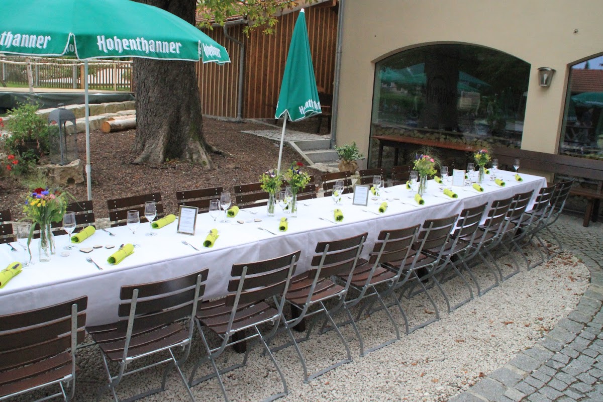 Gasthaus Biergarten Murauer Hotel 3