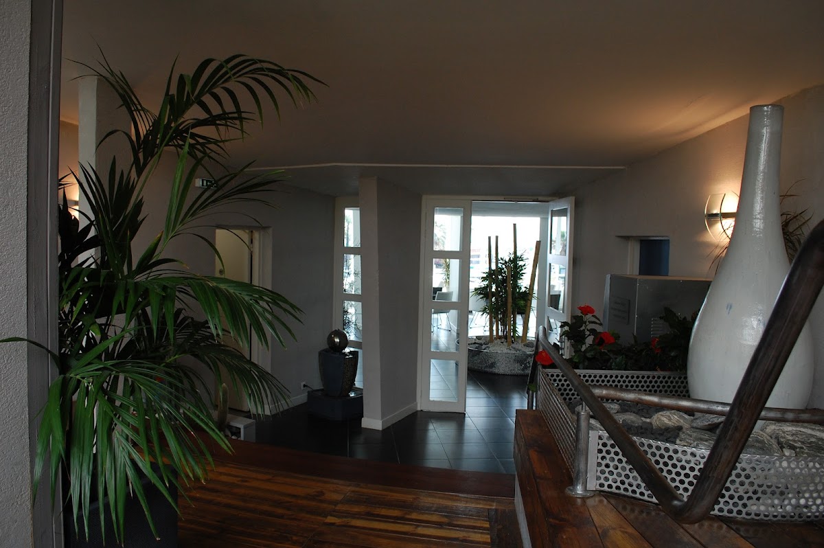 Bleu Mer Duplex & Suites Hotel 2
