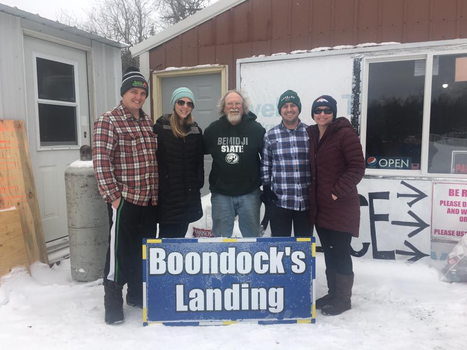 Boondocks Landing on Upper Red Lake Hotel 2