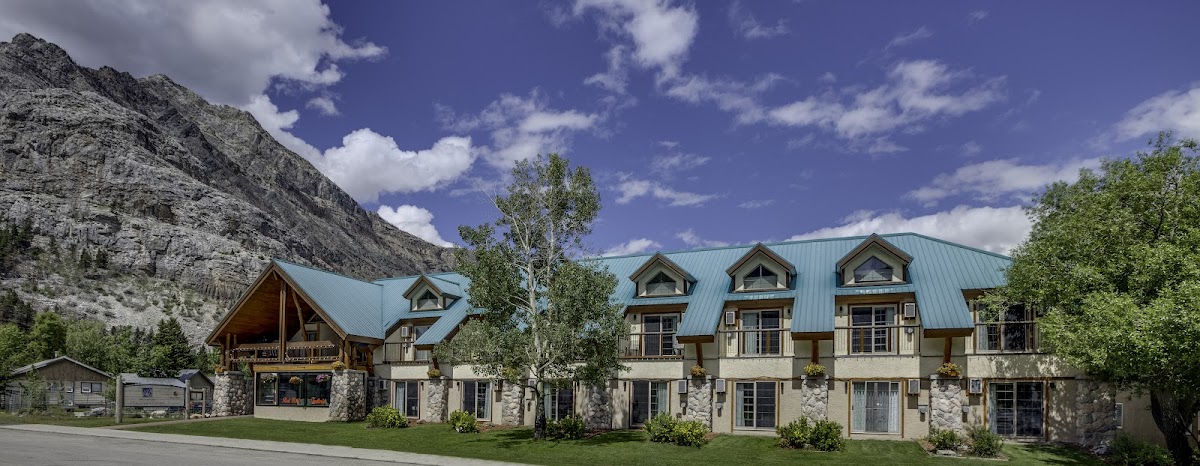 Waterton Glacier Suites
