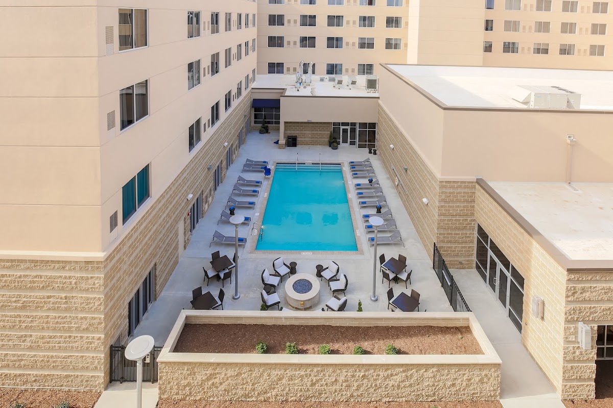 DoubleTree by Hilton Evansville