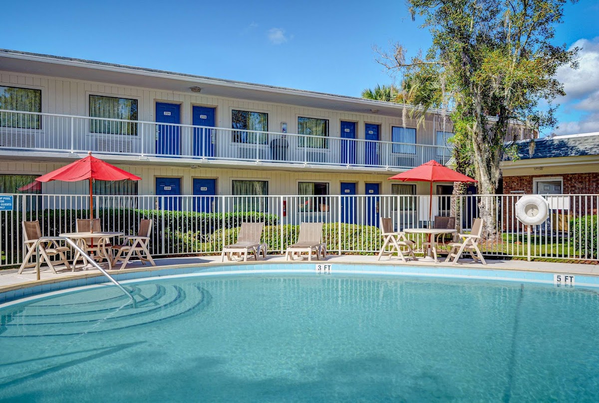 Motel 6 Tallahassee, FL - Downtown
